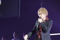 伊弉冉一二三を演じる木島隆一。（撮影：田浦ボン、キシノユイ、渡辺慎一）