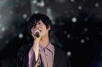 夢野幻太郎を演じる斉藤壮馬。（撮影：田浦ボン、キシノユイ、渡辺慎一）
