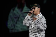 YOSHI（餓鬼レンジャー）（撮影：田浦ボン、キシノユイ、渡辺慎一）