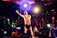 クリトリック・リスのライブの様子。（撮影：タイコウクニヨシ）