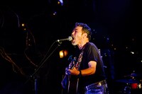 三上寛（撮影：タイコウクニヨシ）