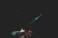 「石崎ひゅーい アコースティックTOUR『あの夏の日の魔法』」東京・浅草花劇場公演の様子。（撮影：鈴木友莉）