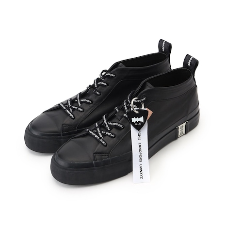 TK & tk シューズ（チャーム装着時）