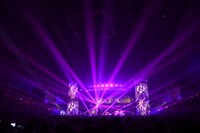 「SICK」のステージの様子。（写真提供：VERMILLION RECORDS）