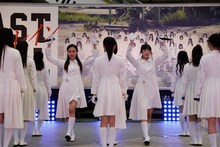 「現実」を披露するラストアイドル。（Photo by Yoshifumi Shimizu）