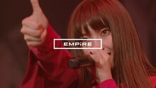 EMPiRE「SO i YA」ライブ映像のワンシーン。