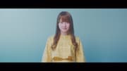 日向坂46「ホントの時間」ミュージックビデオのワンシーン。