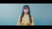 日向坂46「ホントの時間」ミュージックビデオのワンシーン。