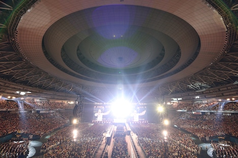 「史上最強の移動遊園地 DREAMS COME TRUE WONDERLAND 2019」大阪・京セラドーム大阪公演の様子。(撮影:中河原理英、岸田哲平)