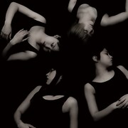 NILKLY。右上が蒼山ユーリ。