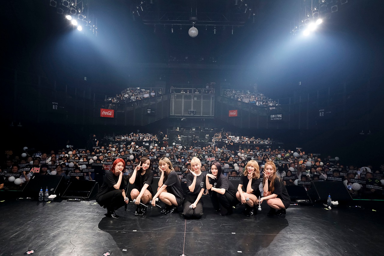 DREAMCATCHER「"The Beginning Of The End" SHOWCASE」の様子。（撮影：草刈雅之）