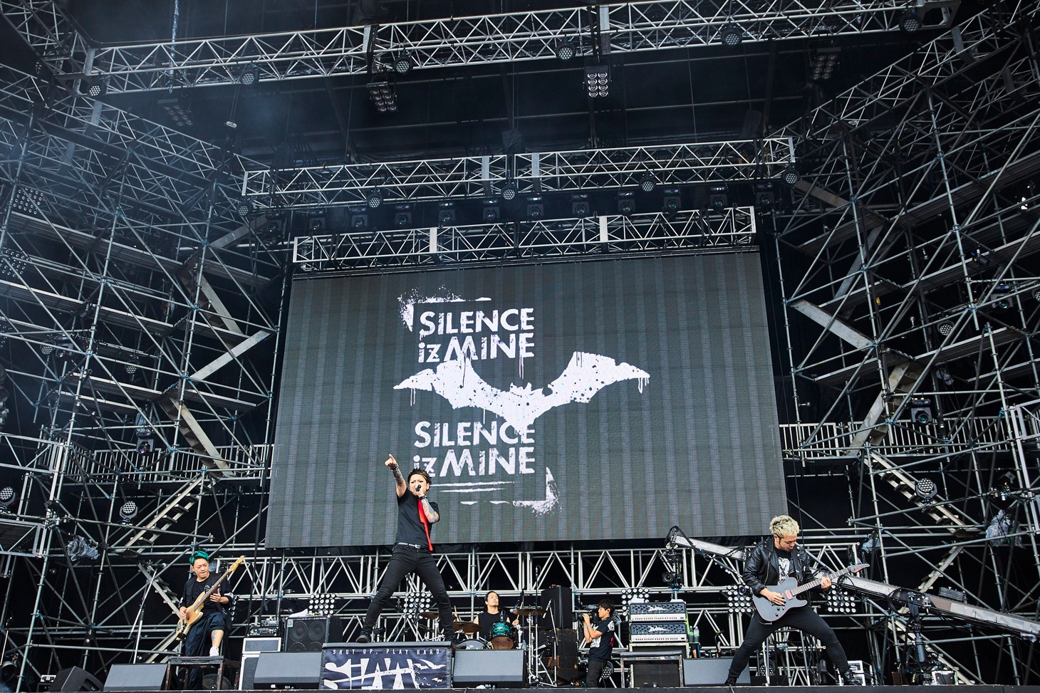 SiM（撮影：中野修也）