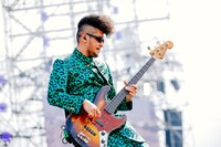 白鳥松竹梅（B / 氣志團）（撮影：上山陽介）