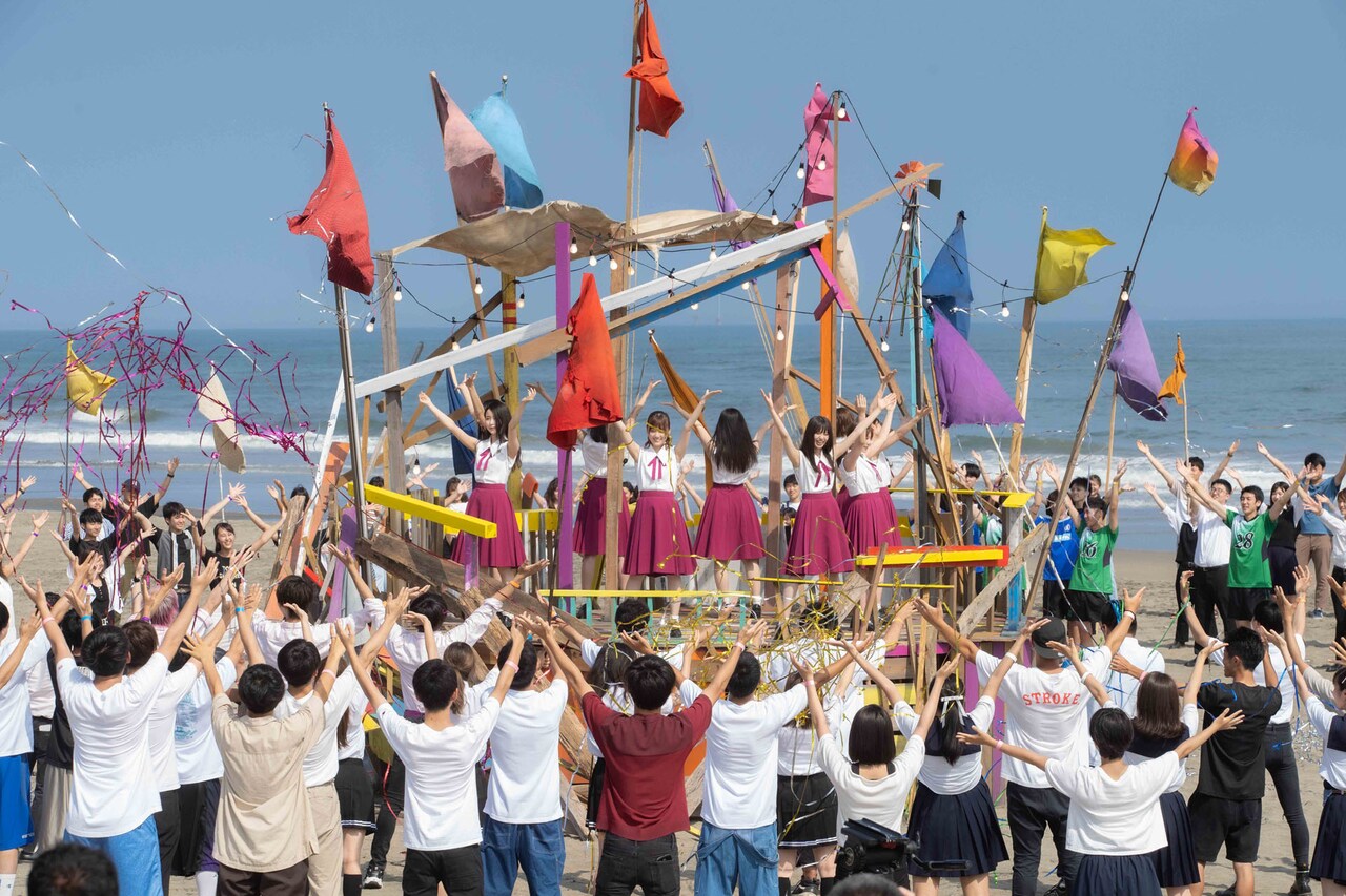 乃木坂46が学生300人と「Sing Out!」合唱、ファンタ坂学園スペシャルムービー