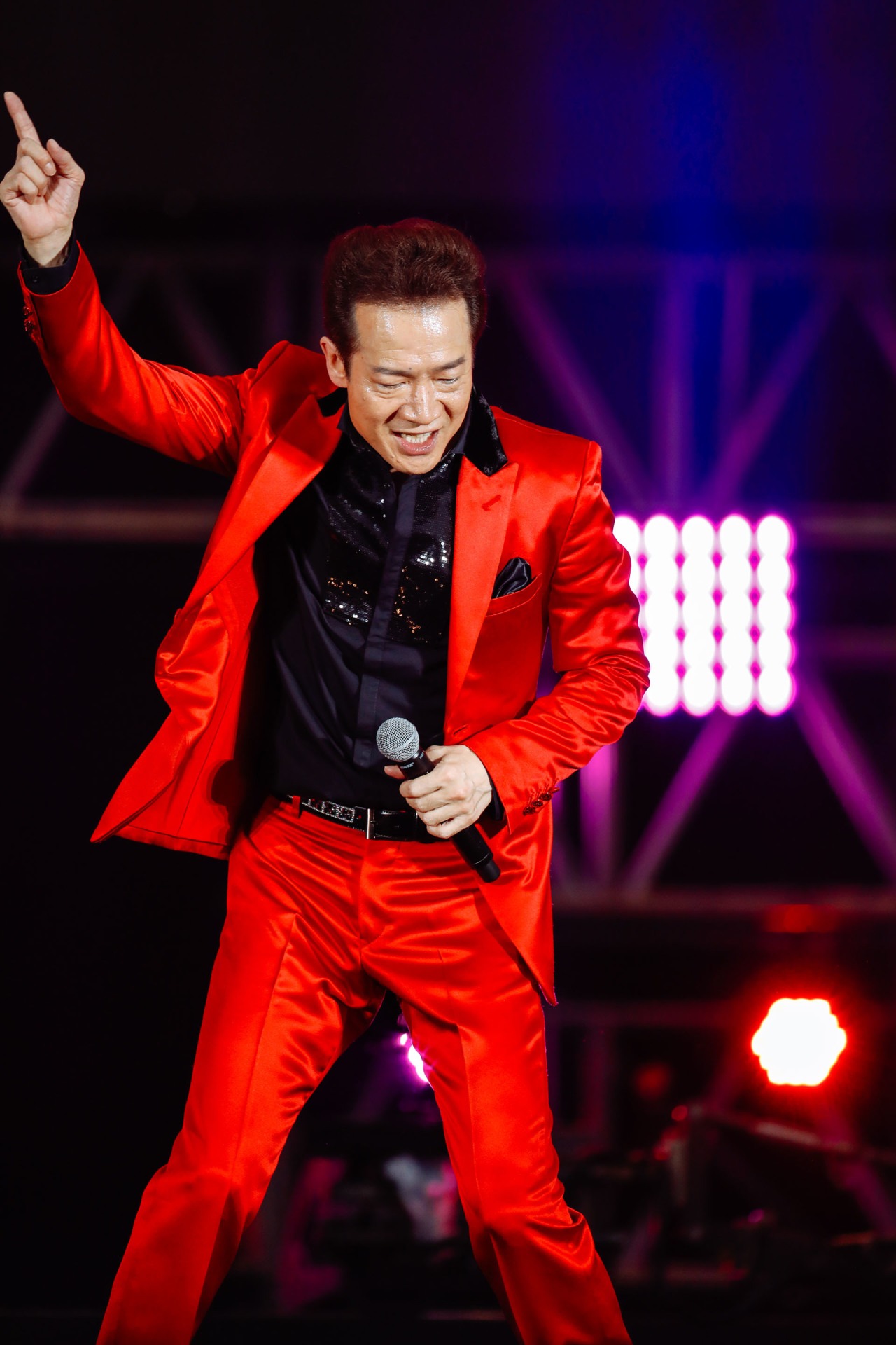 田原俊彦（撮影：上山陽介）