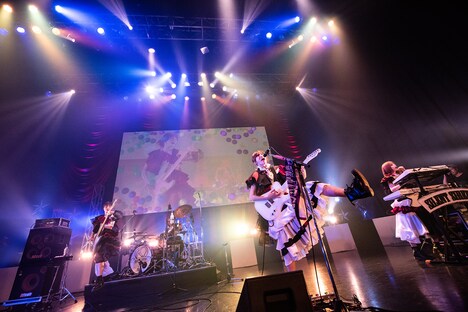 SILENT SIREN