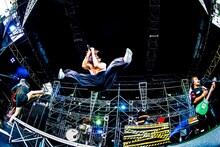 コロナナモレモモ（マキシマム ザ ホルモン2号店）（撮影：浜野カズシ）