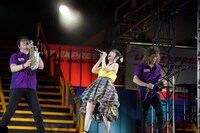 水樹奈々「NANA MIZUKI LIVE EXPRESS 2019」最終公演の様子。（写真提供：キングレコード）