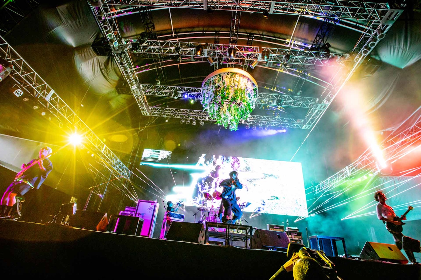THE ORAL CIGARETTES「PARASITE DEJAVU ～2DAYS OPEN AIR SHOW～ DAY1 ONE MAN SHOW」の様子。（Photo by Viola Kam［V'z Twinkle］）