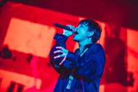 山中拓也（Vo, G）（Photo by Viola Kam［V'z Twinkle］）