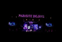 THE ORAL CIGARETTESのパフォーマンスの様子。（撮影：鈴木公平）