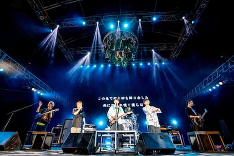 THE ORAL CIGARETTES×GEN×田邊駿一「ReI」のパフォーマンスの様子。（Photo by Viola Kam［V'z Twinkle］）