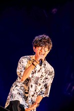 田邊駿一（BLUE ENCOUNT）（Photo by Viola Kam［V'z Twinkle］）