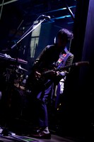 若井滉斗（G）（Photo by HAJIME KAMIIISAKA）
