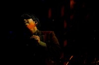 大森元貴（G, Vo）（Photo by HAJIME KAMIIISAKA）