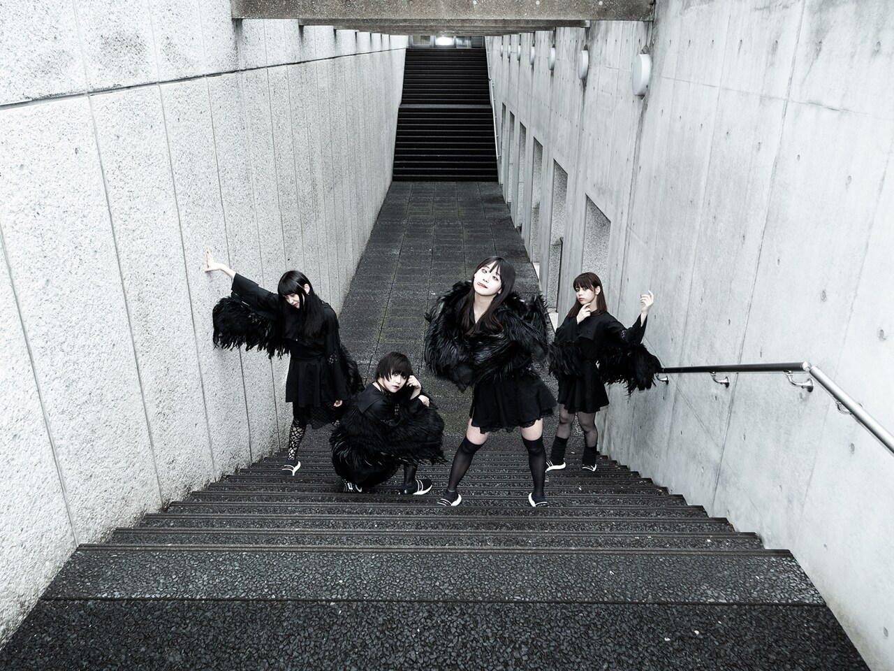 NILKLY、冬のリリースに向けて5人目のメンバー募集