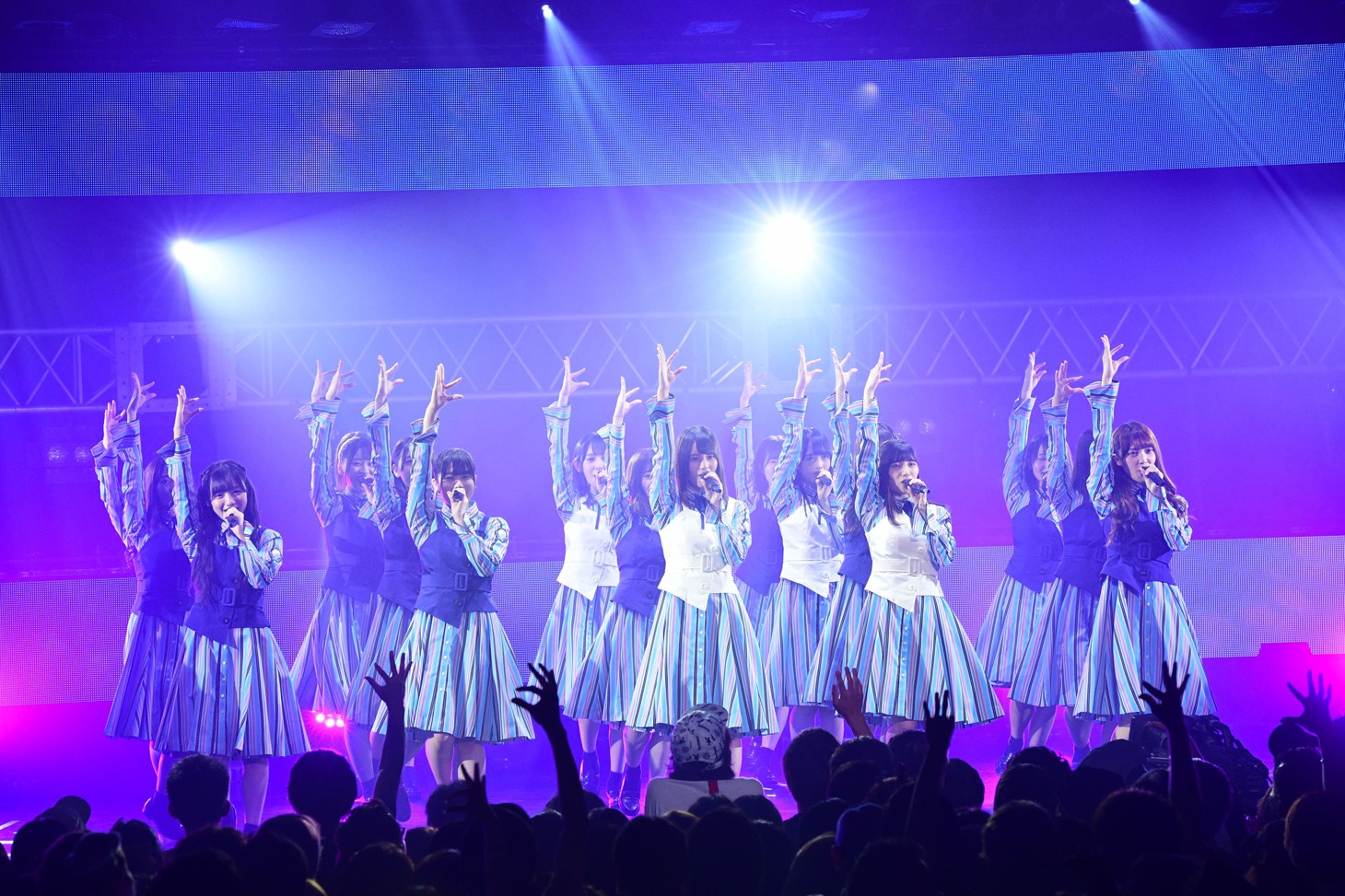 日向坂46