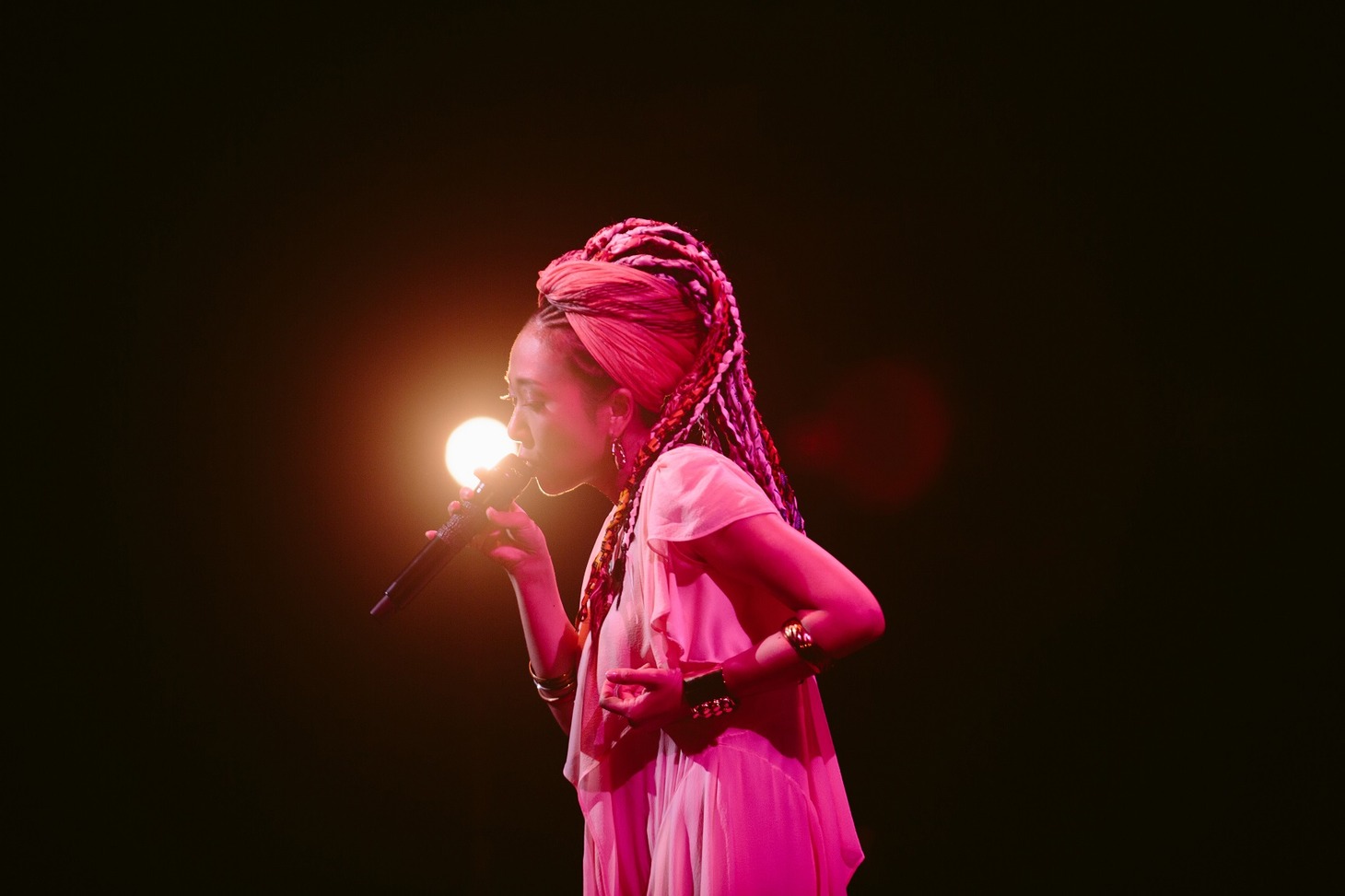 「MISIA SOUL JAZZ SWEET&TENDER」大阪・Zepp Namba公演の様子。（Photo by Santin Aki）