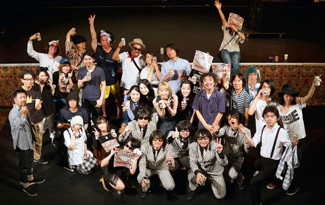 THE GOGGLESトリビュートライブがDVD化、奥田民生ら出演者のインタビューも