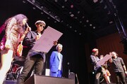 「お絵かき対決」中のベッド・インとパートタイムラバーズ。（Photo by NANO Media Inc. maru）