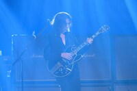 TAKURO（G）（写真提供：NHK）