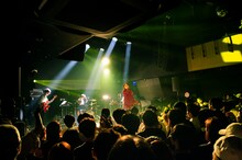 iri（撮影：渡邊玲奈［田中聖太郎写真事務所］）