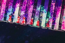 「And yet BiSH moves.」の様子。