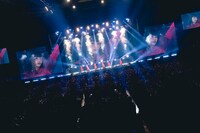 「And yet BiSH moves.」の様子。