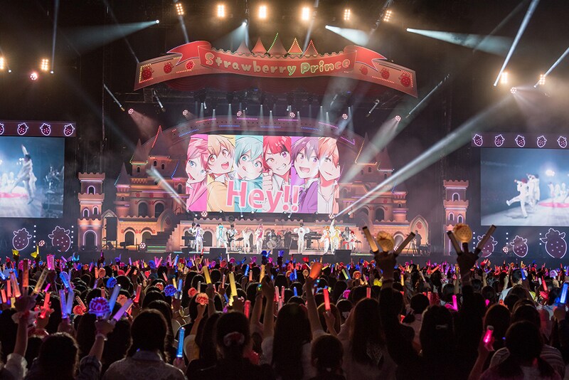 人気画像1位は「すとぷり史上最大の挑戦を完遂！初ドーム公演で2ndアルバム発売＆ナゴヤドーム公演を告知」より、埼玉・メットライフドームで開催された「すとろべりーめもりーvol.10」の様子。（撮影：東美樹、山本れお）