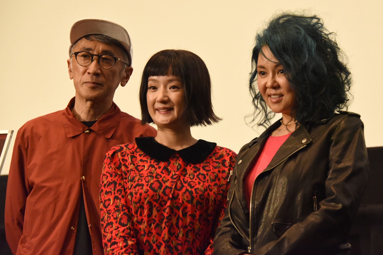 左から小田原豊、千秋、NOKKO。