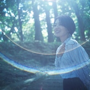 熊木杏里ニューアルバム「人と時」先行配信スタート、ライブアルバムも発売決定