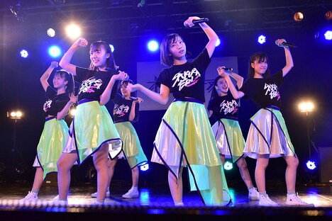 「桜エビ～ずワンマンライブ in autumn 2019 ～食欲の秋！読書の秋！桜エビの秋！～」の様子。