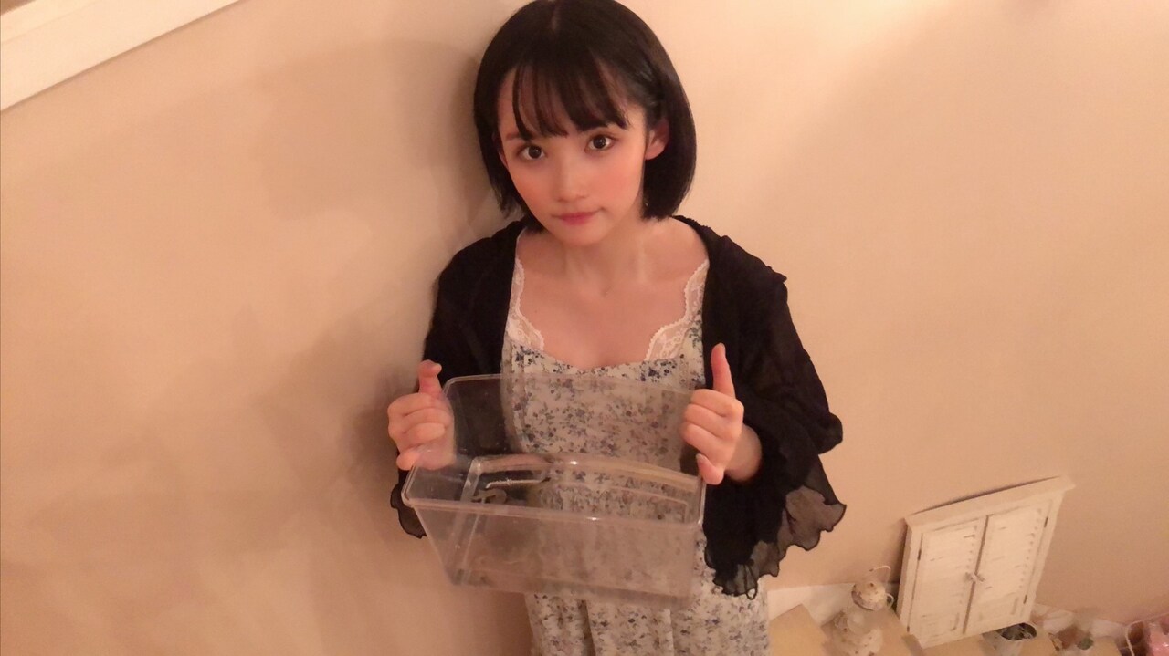 矢作萌夏とタピちゃん。