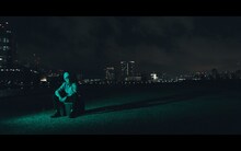 GeG「EIAO feat.Shurkn Pap」ミュージックビデオのワンシーン。