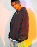 「KEEN AND INTENSE」キービジュアル