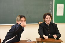 超特急のカイとタカシ。