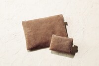 「with11月号」付録のマルチベロアポーチ。