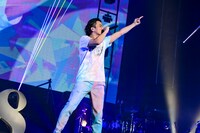 KREVA（撮影：岸田哲平、中河原理英、本田裕二）