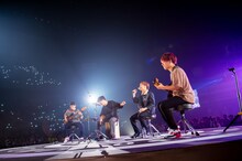 サブステージで演奏する04 Limited Sazabys（撮影：ヤオタケシ）