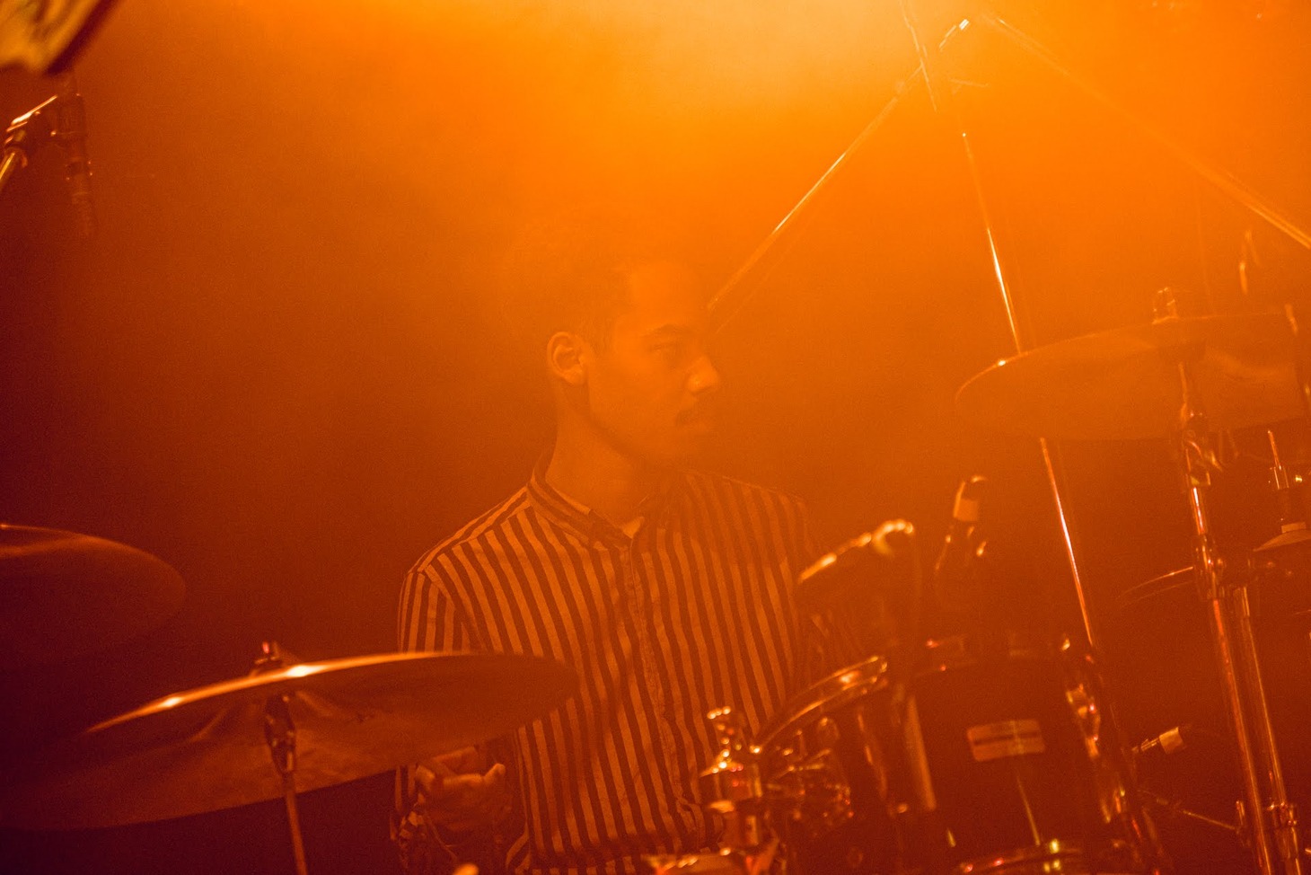 Dennis Lwabu（Dr / Suspended 4th）（撮影：ヤスカワショウマ）